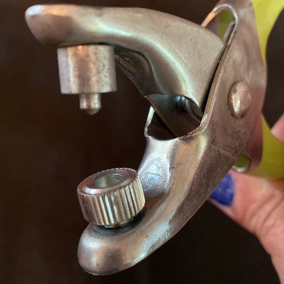 Lot of 2 press fasteners plus fastener and extras - Picture 7 of 9